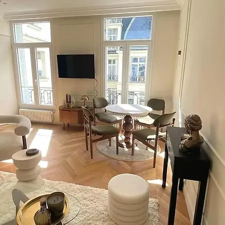 아파트 4p 1br - Fully Renovated With Ac - Champs-elysees 파리