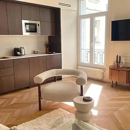 4p 1br - Fully Renovated With Ac - Champs-elysees 파리
