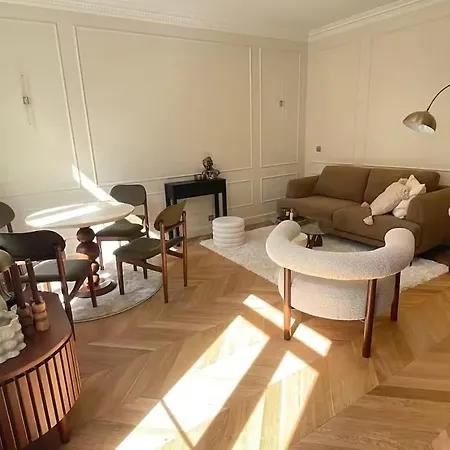 4p 1br - Fully Renovated With Ac - Champs-elysees 아파트
