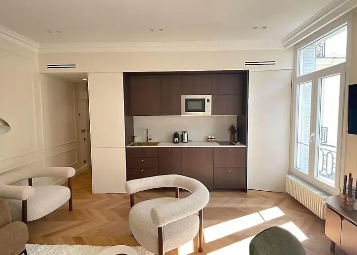4p 1br - Fully Renovated With Ac - Champs-elysees
